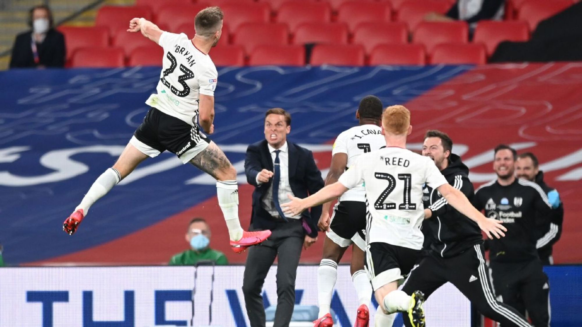 身上上演 身上上演